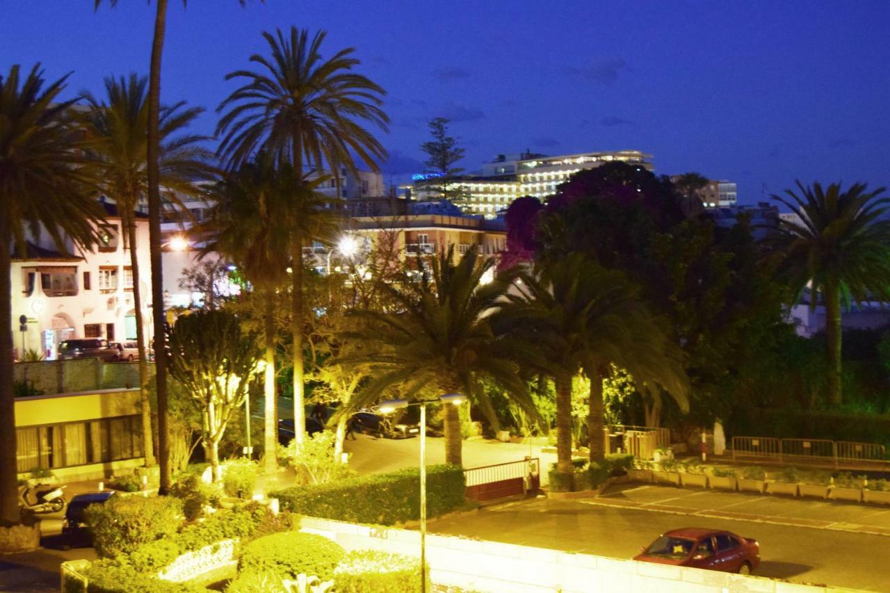 Апартаменты Apartamento Brasil Торремолинос Экстерьер фото